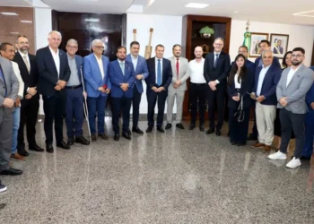 Governo do Tocantins e Suíça fortalecem relações estratégicas com visita do embaixador Pietro Lazzeri;