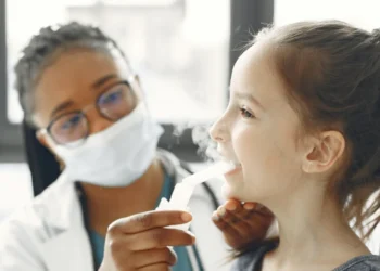 A asma é uma doença crônica multifatorial, sem cura, mas controlável. • Banco de imagens/Pexels/Gustavo Fring