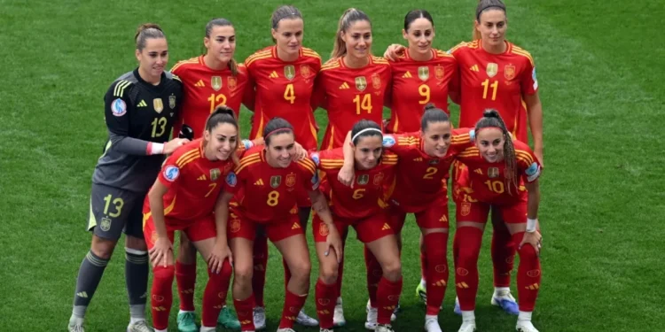 Inglesas superaram fratura, racismo e sufocos para vencer a Euro Feminina