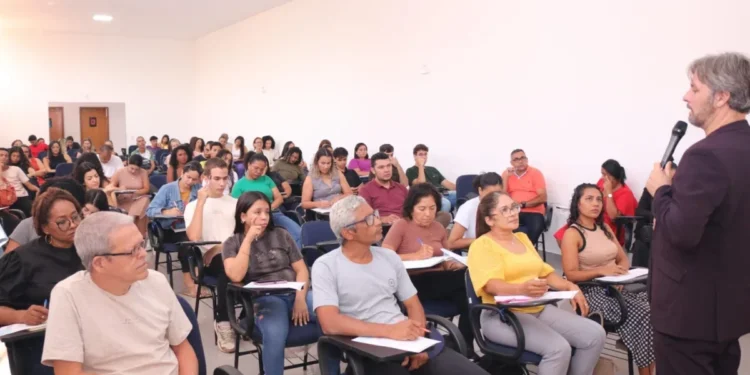 Governo do Tocantins promove cursos de férias gratuitos, no Sine de Palmas