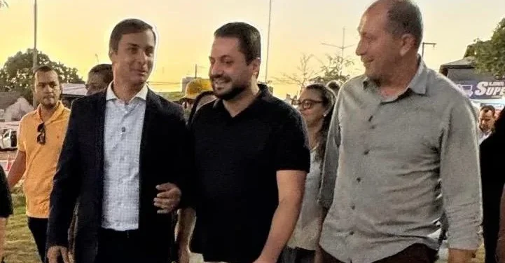 Palmas: Vereador Vinicius Pires prestigia inauguração da Praça Brasília no Aureny I
