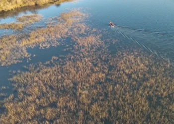 Buscas a desaparecidos em naufrágio no RS chegam ao 5º dia; dois morreram • Reprodução/Corpo de Bombeiros