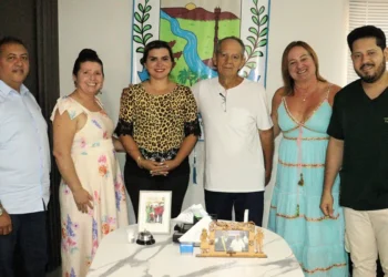 Secretária de Assistência Social recebe representantes da Associação “Liga pela Vida” e discute parceria na defesa das pessoas com câncer