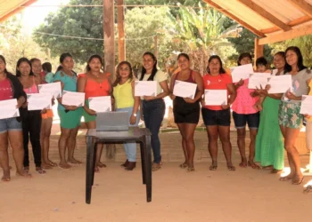 Associação das Mulheres Indígenas promove mini curso de empreendedorismo, marketing e oficina de artesanatos tradicionais para associadas