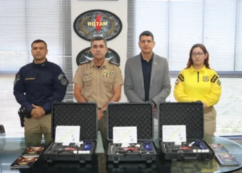 Detran/TO entrega equipamentos de segurança à PM para fortalecer operações nesta temporada de praias 