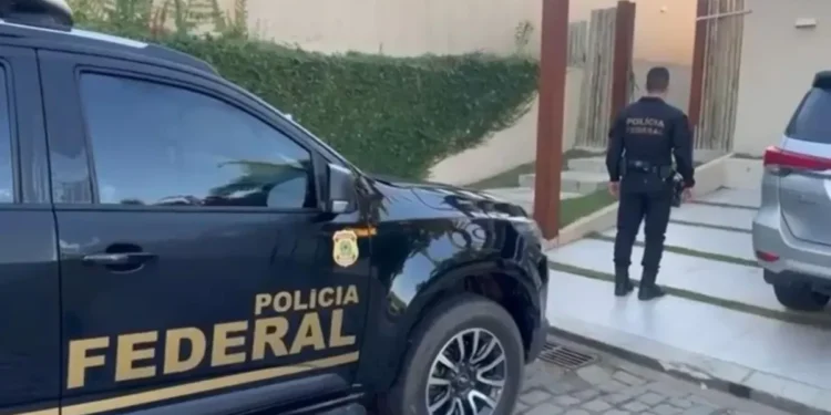 Servidores e gerentes bancários integravam esquema de fraude do INSS