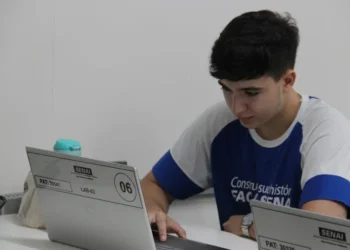 Senai/TO oferta cursos EAD em inteligência artificial; inscrições abertas