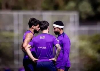 Garro, Yuri Alberto e Memphis estão disponíveis para enfrentar o Palmeiras • Rodrigo Coca/Corinthians