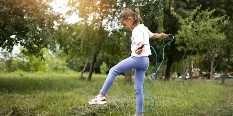 Quer que seu filho se exercite? Estudo ensina como você pode influenciá-lo