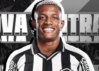 Botafogo anuncia a contratação do volante Danilo, ex-Palmeiras