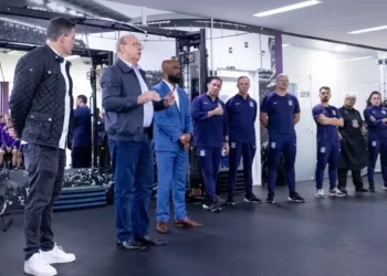 Diretoria interina do Corinthians em conversa com o elenco • Foto: Rodrigo Coca/Agência Corinthians