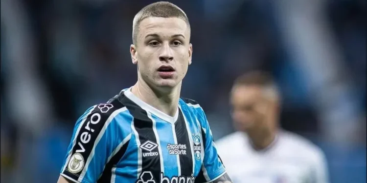 Grêmio anuncia venda do lateral-direito Igor Serrote; veja valores