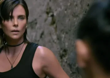Charlize Theron em "The Old Guard 2" • Divulgação/Netflix