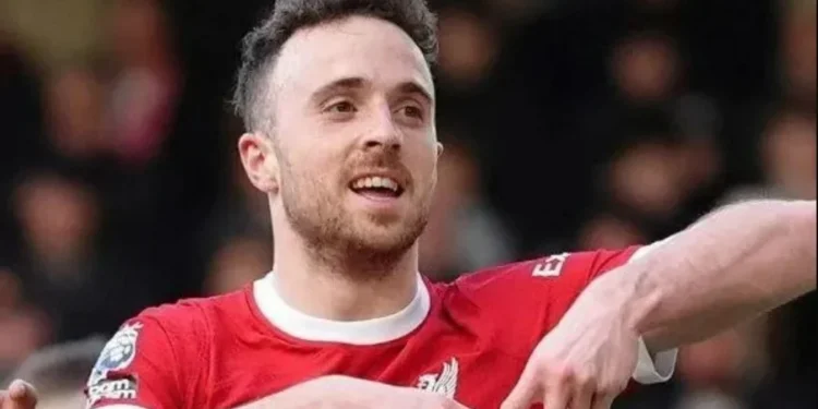 Diogo Jota, atacante do Liverpool, morre em acidente de carro