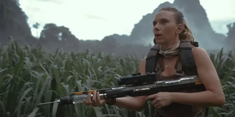 Scarlett Johansson em "Jurassic World: Recomeço" • Divulgação/Universal Pictures