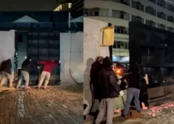 Com baixa do Guaíba, Serão reabertas as comportas 1, 2, 4 e 6 • Departamento Municipal de Água e Esgotos de Porto Alegre