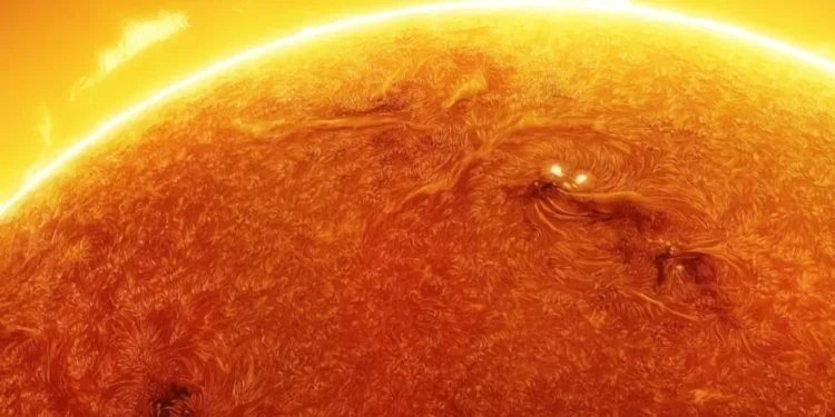 Superfície do Sol • Javier Zayas Photography/GettyImages