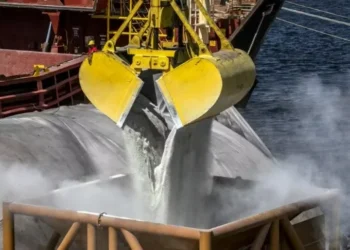 O porto de Paranaguá, principal entrada de fertilizantes no país, movimentou 3,04 milhões de toneladas entre janeiro e abril, alta de 6,4% — Foto: Cláudio Neves/Portos do Paraná