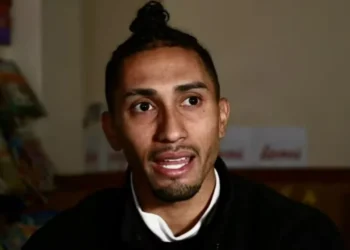 Raphinha admite ciclo ruim, mas esbanja confiança para Copa: “Lá fora, veem o Brasil muito favorito”