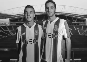 Corpos de Diogo Jota e irmão chegam em Portugal para velório
