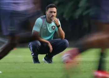 Botafogo: conheça os integrantes da comissão técnica de Davide Ancelotti