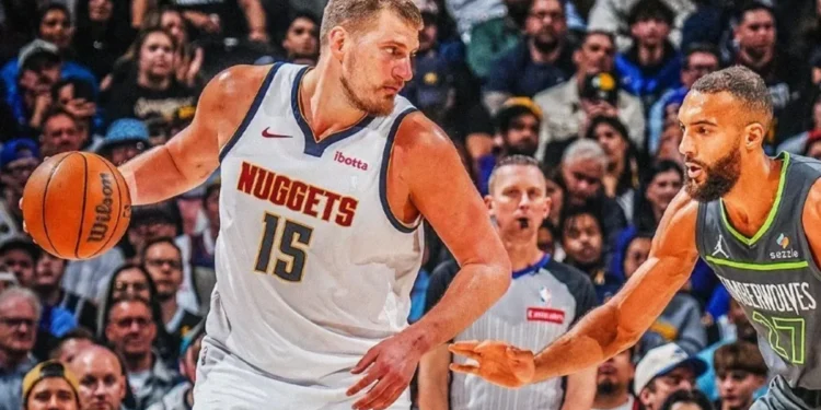 Jokic adia renovação com os Nuggets e pode garantir contrato maior em 2026