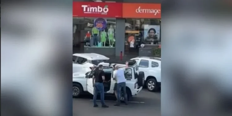 Delegado-geral decide afastar policiais após ação violenta em Brasília