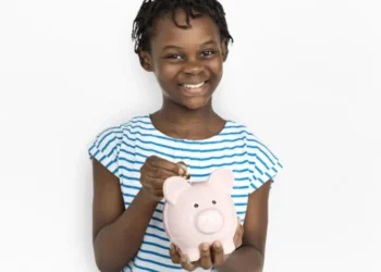 Meta do programa é alcançar mais de 30 milhões de estudantes e 2 milhões de professores em todo o país • Freepik