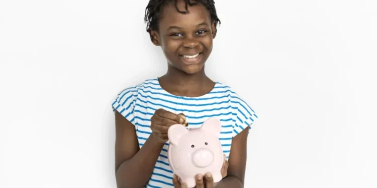 Meta do programa é alcançar mais de 30 milhões de estudantes e 2 milhões de professores em todo o país • Freepik