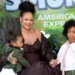 Rihanna leva filhos, Riot e RZA, pela 1ª vez para tapete vermelho