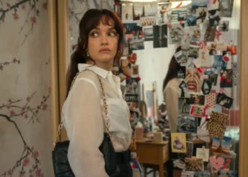 Olivia Cooke estrela "A Namorada Ideal" • Reprodução/Prime Video