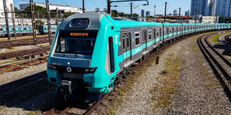 Trem da linha 8-Diamante da Via Mobilidade • Divulgação/ViaMobilidade