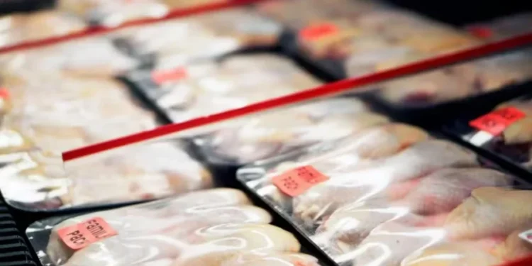 Indústria de aves e suínos vê risco em reciprocidade de tarifas contra os EUA