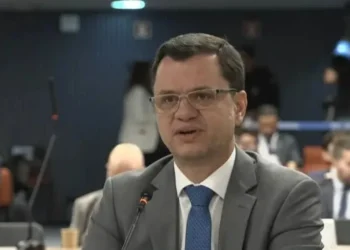 Torres rebate PGR sobre passagem falsa para justificar ausência no 8/1