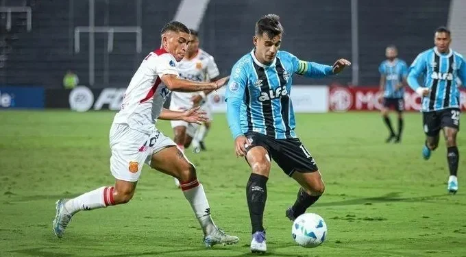 Grêmio não perde para equipes peruanas há mais de 20 anos; veja histórico