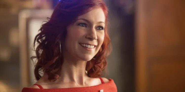 Atriz diz que passou por cirurgia para remover câncer de pele na bochecha