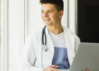 Prova tem o objetivo de avaliar o desempenho dos estudantes de Medicina • Freepik