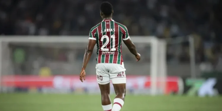 Thiago Silva exalta Arias e diz que colombiano correu risco em despedida