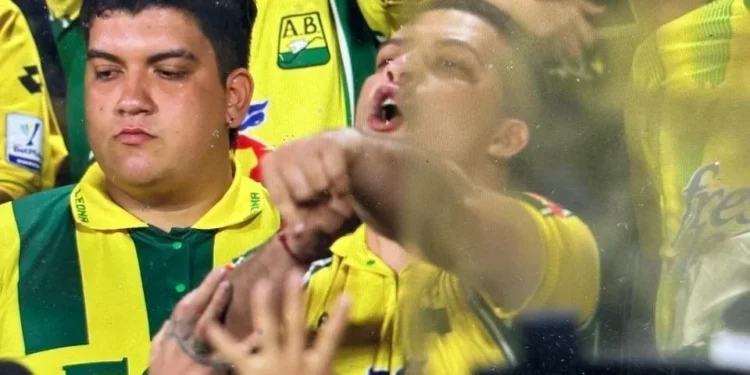 Torcedor do Bucaramanga é preso por racismo contra atleta do Atlético-MG