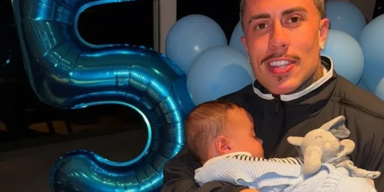 MC Daniel comemora mesversário do filho após término com Lorena Maria