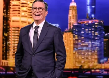 "The Late Show with Stephen Colbert" chegará ao fim em 2026 • Scott Kowalchyk/CBS via CNN Newsource