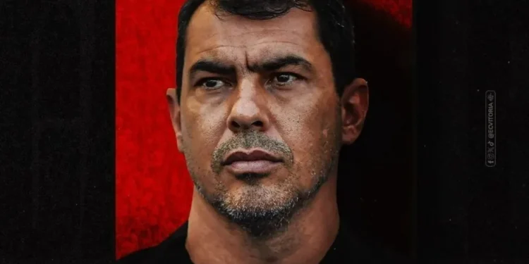 “Saiam na porrada”, diz Carille sobre embate entre jogadores do Vitória