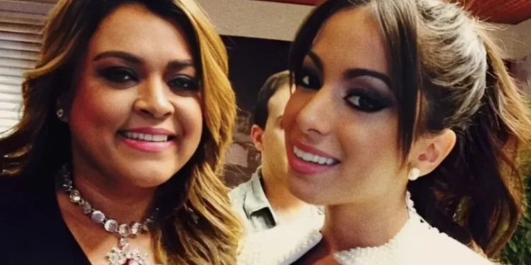 Anitta homenageia Preta Gil: “O Brasil chora sua perda”