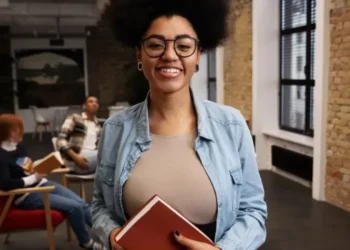 Prova será aplicada no dia 26 de outubro em todo o Brasil • Freepik