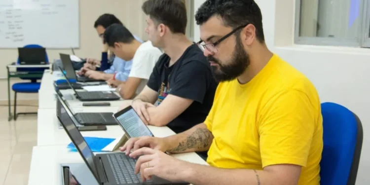 Inscrições para quatro pós-graduações do Centro Paula Souza estão abertas até o dia 31 de agosto • undefined