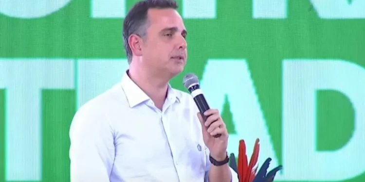 Pacheco reage a críticas de aliados de Bolsonaro: “Nunca abaixei a cabeça”