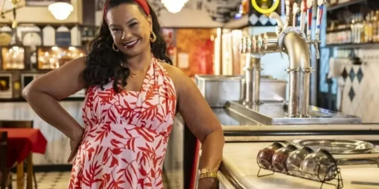 Dona Jura, de “O Clone”, retorna em “Dona de Mim”; veja