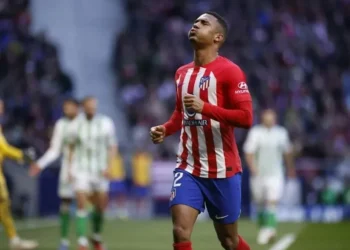 Samuel Lino está na mira do Flamengo • Divulgação/Atleti/Álvaro Campo