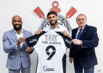 Fabinho Soldado, Yuri Alberto e Osmar Stábile • Rodrigo Coca / Agência Corinthians
