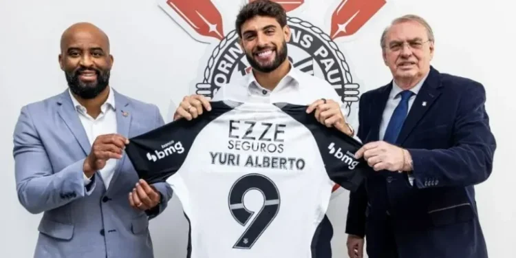 Fabinho Soldado, Yuri Alberto e Osmar Stábile • Rodrigo Coca / Agência Corinthians